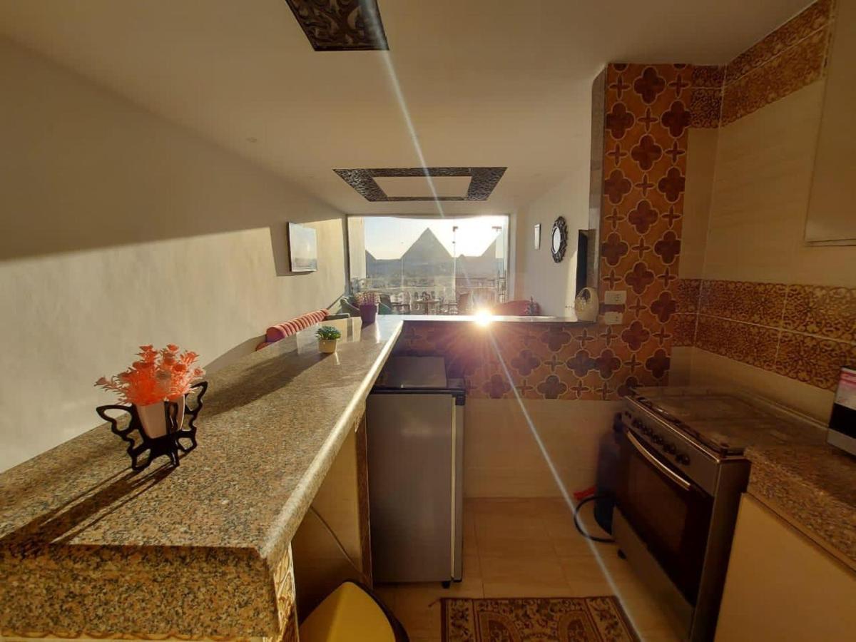Full Pyramids View Apartment With Balcony For 8 P Kafret el-Gabal 外观 照片