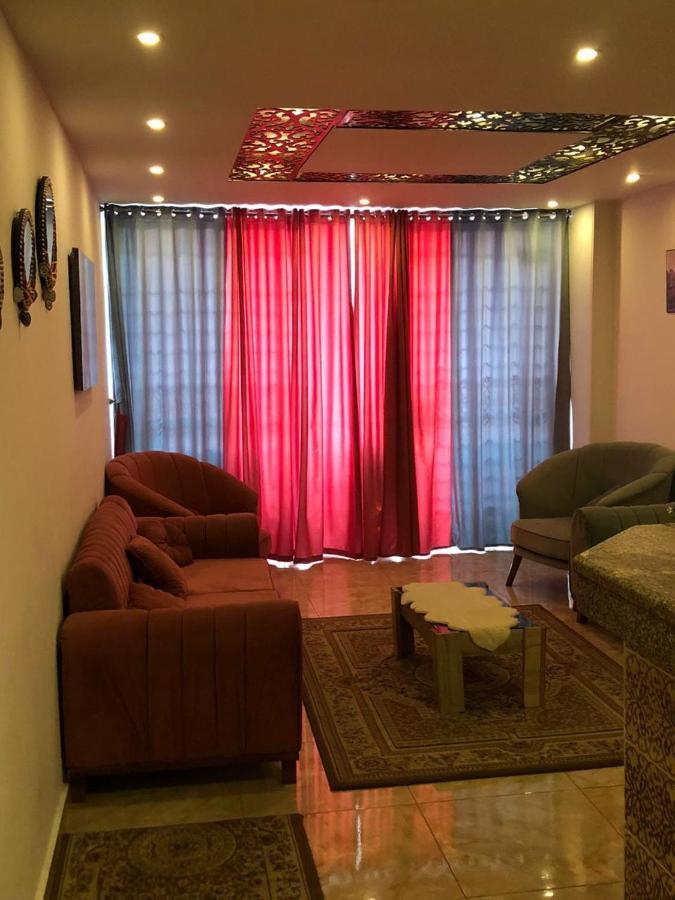 Full Pyramids View Apartment With Balcony For 8 P Kafret el-Gabal 外观 照片