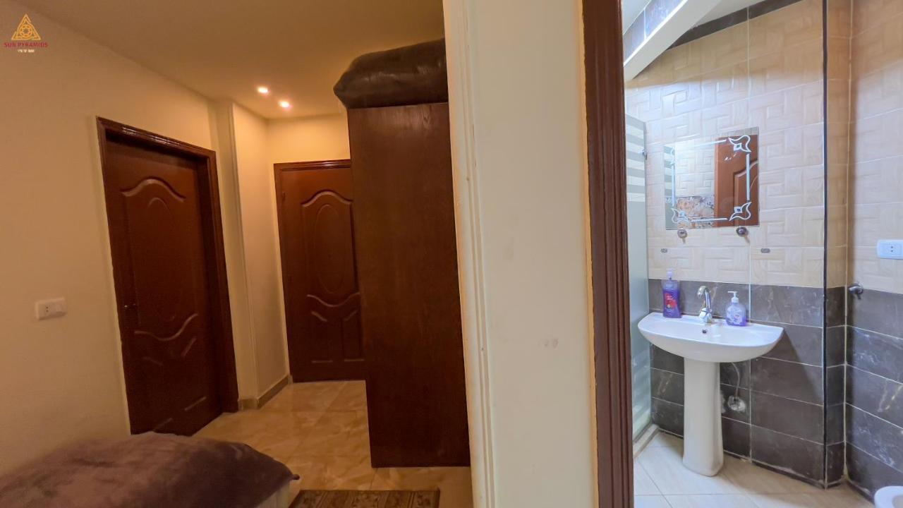 Full Pyramids View Apartment With Balcony For 8 P Kafret el-Gabal 外观 照片