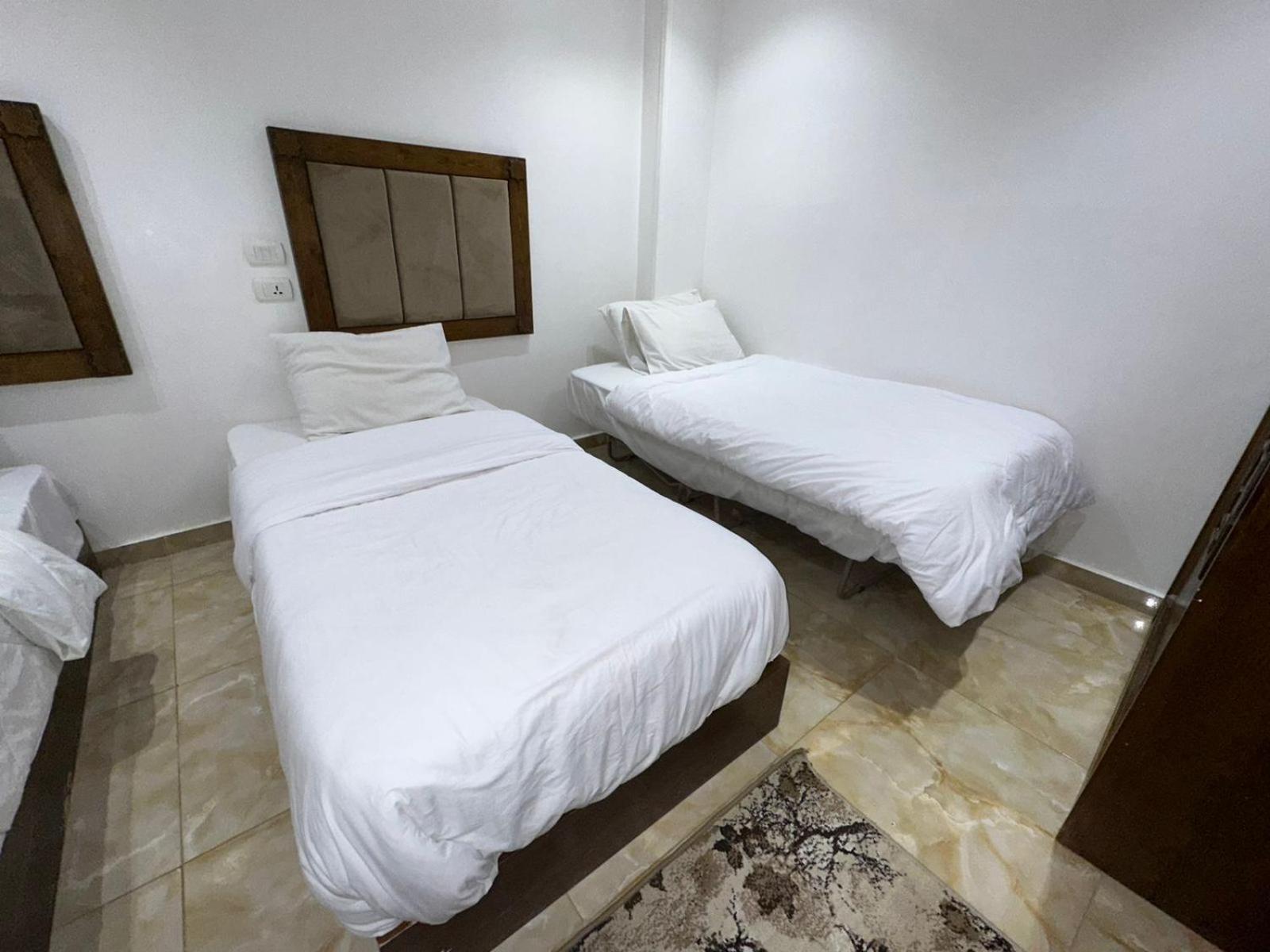 Full Pyramids View Apartment With Balcony For 8 P Kafret el-Gabal 外观 照片