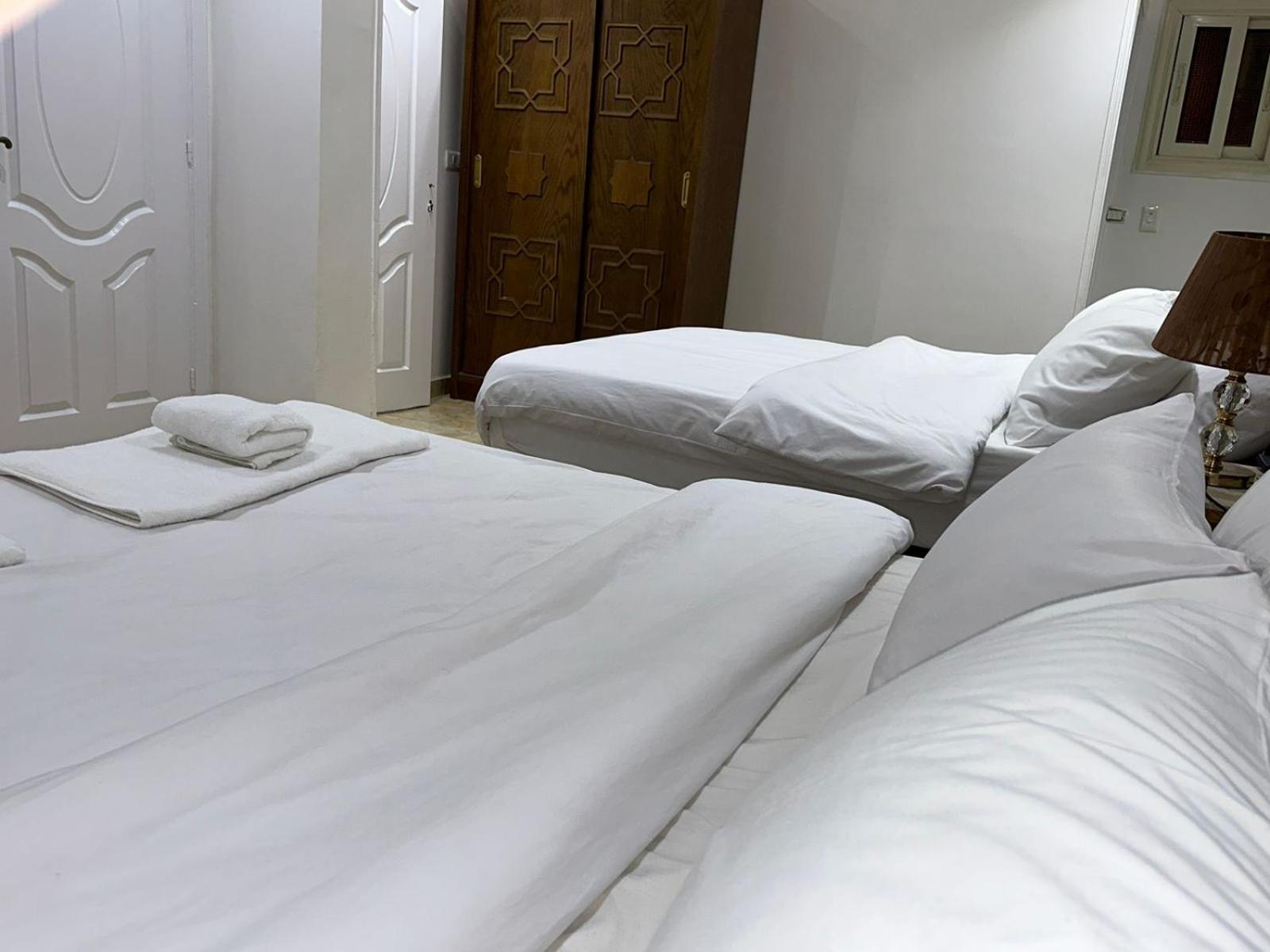 Full Pyramids View Apartment With Balcony For 8 P Kafret el-Gabal 外观 照片