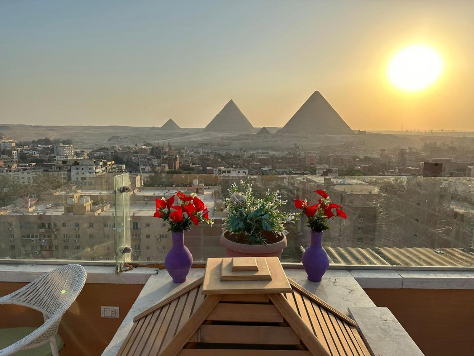 Full Pyramids View Apartment With Balcony For 8 P Kafret el-Gabal 外观 照片
